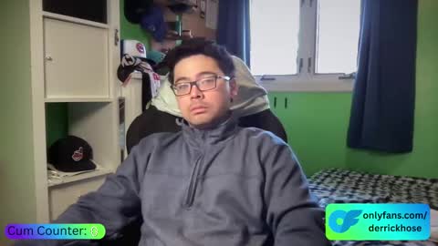 Snapshot of derrick_hose chatting on 11.09.25 Derrick Hose online show from 11.09.25