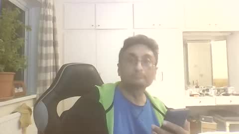 Snapshot of desiboi9 chatting on 10.11.25 desiboi9 online show from 10.11.25