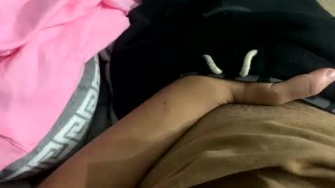 Snapshot of destrosandotelculo chatting on 10.29.25 destrosandotelculo online show from 10.29.25