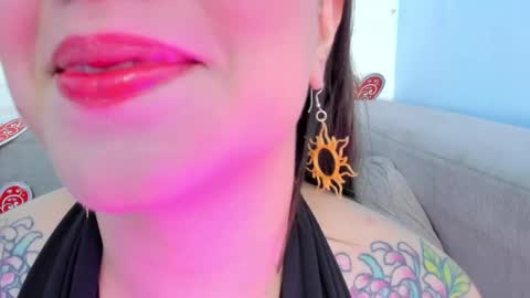 Snapshot of deva_blue chatting on 02.15.25 Deva Blue online show from 02.15.25