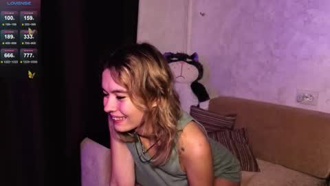 Snapshot of devonacast19 chatting on 10.04.25 Libena online show from 10.04.25