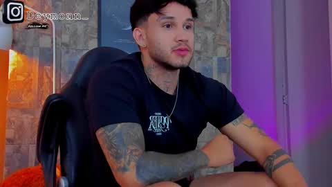 Snapshot of deymon_scott chatting on 09.25.25 JULIAN online show from 09.25.25