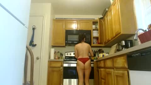 Snapshot of diamondmonroexo chatting on 09.29.25 DiamondMonroeXo online show from 09.29.25