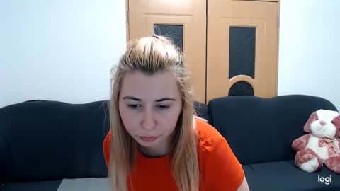 Snapshot of dianasmiey7 chatting on 03.03.25 dianasmiey7 online show from 03.03.25