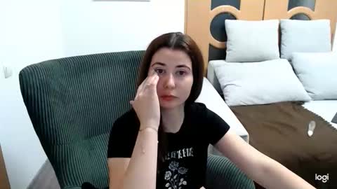 Snapshot of dianasmiey7 chatting on 10.28.25 dianasmiey7 online show from 10.28.25