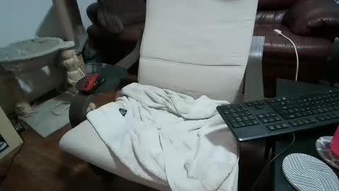 Snapshot of dickslayerdan chatting on 02.01.25 dickslayerdan online show from 02.01.25