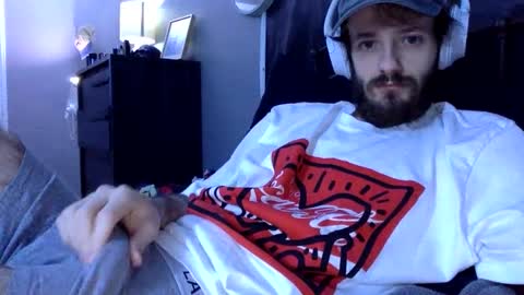 Snapshot of digbicknik chatting on 01.31.25 digbicknik online show from 01.31.25