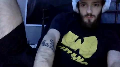 Snapshot of digbicknik chatting on 02.04.25 digbicknik online show from 02.04.25