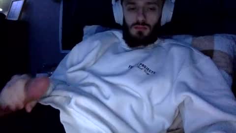 Snapshot of digbicknik chatting on 02.05.25 digbicknik online show from 02.05.25