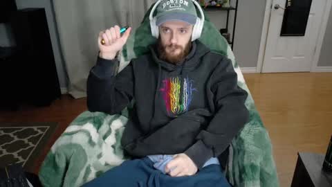 Snapshot of digbicknik chatting on 03.07.25 digbicknik online show from 03.07.25