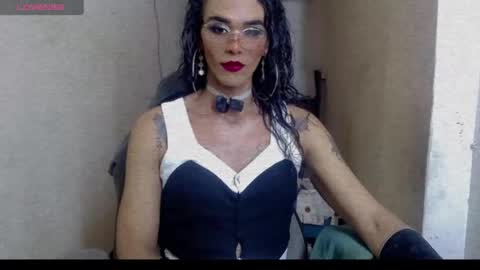 Snapshot of diosa_v_ chatting on 11.03.25 diosa_v_ online show from 11.03.25