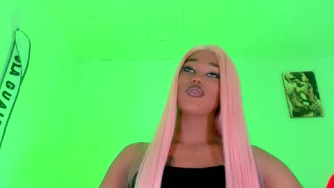 Snapshot of dirtygamesnaomy chatting on 10.08.25 Naomy online show from 10.08.25