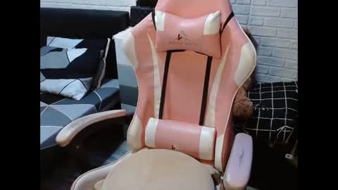 Snapshot of dirtylexa31 chatting on 12.02.24 LEXA online show from 12.02.24