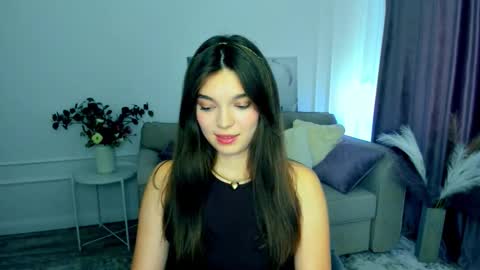 Snapshot of divineamour chatting on 09.28.25 Hannah online show from 09.28.25