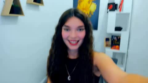 Snapshot of divineamour chatting on 10.09.25 Hannah online show from 10.09.25