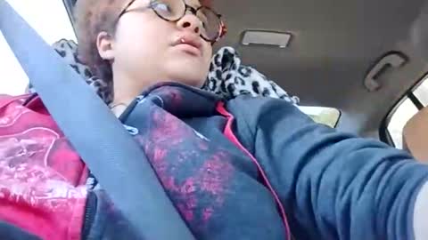 Snapshot of dizzinsweatyy chatting on 11.03.25 dizzinsweatyy online show from 11.03.25