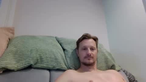 Snapshot of djo68686666 chatting on 09.26.25 djo68686666 online show from 09.26.25