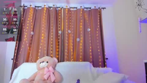 Snapshot of dollyiaa chatting on 12.20.24 Dollya online show from 12.20.24