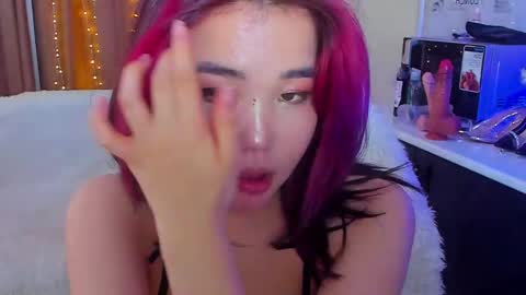 Snapshot of dollyiaa chatting on 02.24.25 Dollya online show from 02.24.25