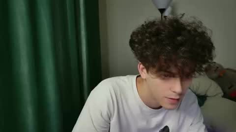 Snapshot of dreamgonetan chatting on 09.23.25 dreamgonetan online show from 09.23.25