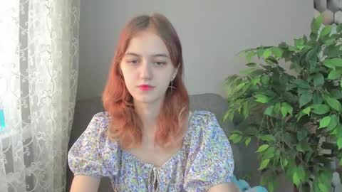 Snapshot of dreamy_pollyyy chatting on 09.18.25 dreamy_pollyyy online show from 09.18.25
