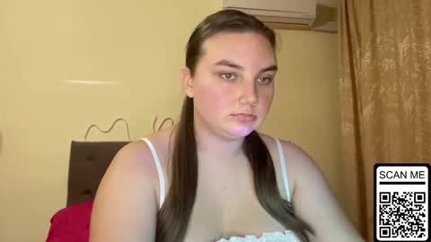 Mila online show from 10.05.25