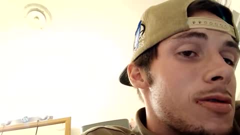 Snapshot of drewthejew616 chatting on 10.03.25 drewthejew616 online show from 10.03.25