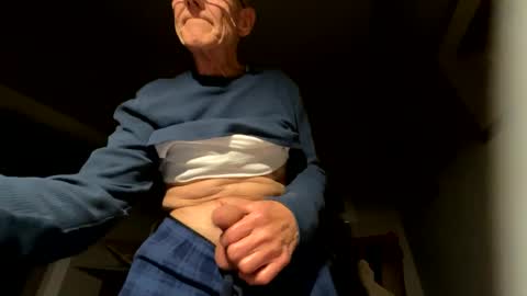 Snapshot of dubl55nikl chatting on 12.14.24 DublNikl online show from 12.14.24