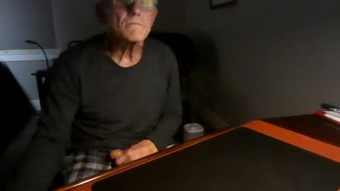 Snapshot of dubl55nikl chatting on 02.19.25 DublNikl online show from 02.19.25