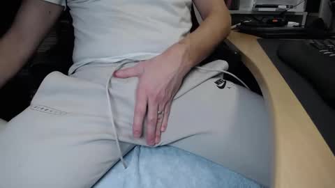 Snapshot of duderuhornyx chatting on 01.26.25 duderuhornyx online show from 01.26.25