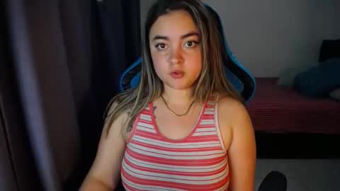 Snapshot of dumont_model chatting on 01.14.25 Nicole online show from 01.14.25