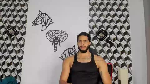 Snapshot of dwaynehoff chatting on 02.10.25 DWAYNIE online show from 02.10.25