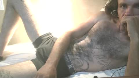 Snapshot of dylp400 chatting on 09.25.25 dylp400 online show from 09.25.25