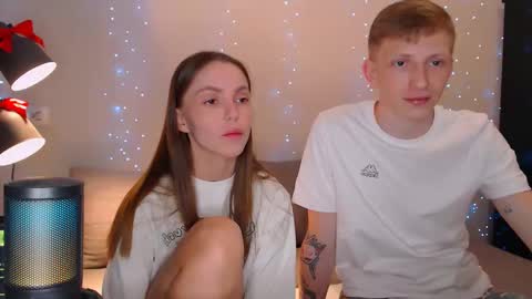 Snapshot of dyrinda chatting on 02.10.25 Julia and Dima online show from 02.10.25