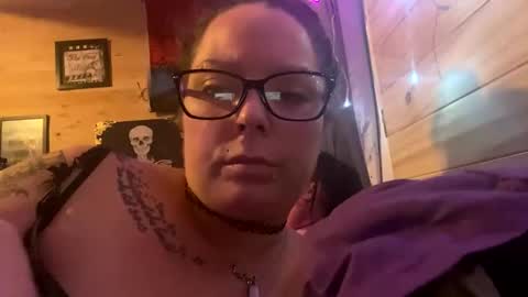 easyednem528280 online show from 10.20.25