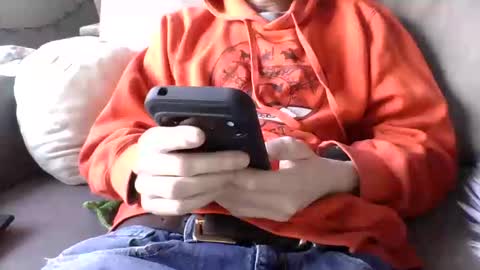 Snapshot of easylog chatting on 10.12.25 easylog online show from 10.12.25