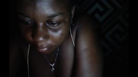 Snapshot of ebony_sexy_queen chatting on 02.14.25 Racheal online show from 02.14.25