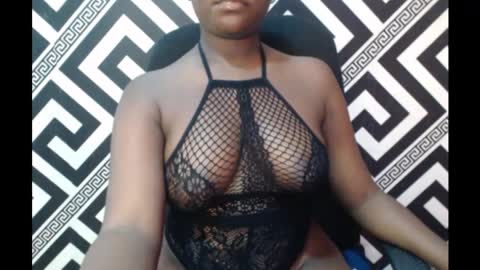 Snapshot of ebony_sexy_queen chatting on 03.06.25 Racheal online show from 03.06.25