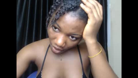 ebonyxxbae online show from 10.18.25