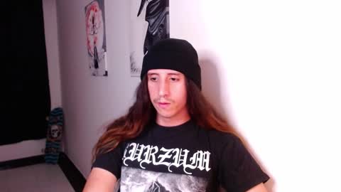 Snapshot of edward_chann chatting on 12.01.24 edward_chann online show from 12.01.24