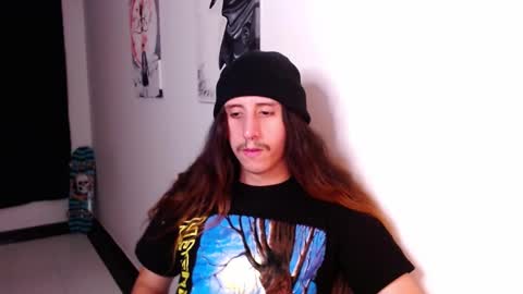 Snapshot of edward_chann chatting on 12.20.24 edward_chann online show from 12.20.24