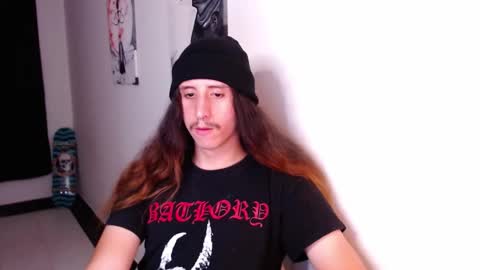 Snapshot of edward_chann chatting on 12.21.24 edward_chann online show from 12.21.24