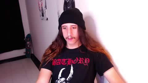 Snapshot of edward_chann chatting on 01.04.25 edward_chann online show from 01.04.25