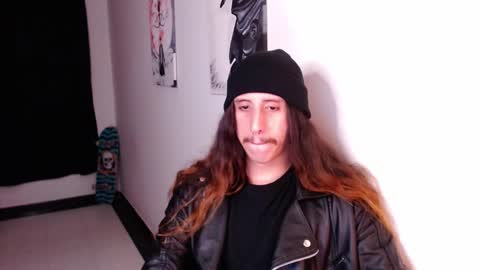 Snapshot of edward_chann chatting on 01.05.25 edward_chann online show from 01.05.25