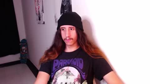 Snapshot of edward_chann chatting on 01.06.25 edward_chann online show from 01.06.25