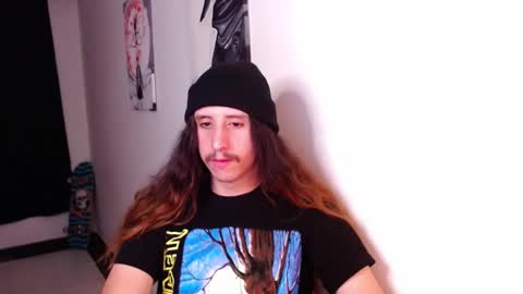 Snapshot of edward_chann chatting on 01.08.25 edward_chann online show from 01.08.25