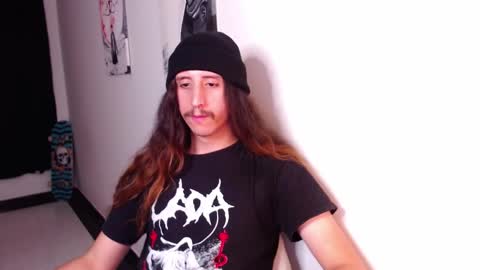 Snapshot of edward_chann chatting on 01.15.25 edward_chann online show from 01.15.25