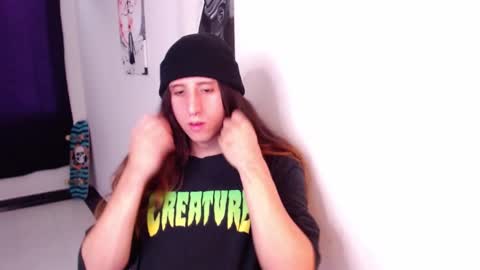 Snapshot of edward_chann chatting on 01.22.25 edward_chann online show from 01.22.25