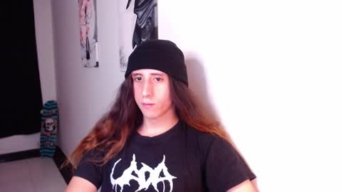 Snapshot of edward_chann chatting on 02.11.25 edward_chann online show from 02.11.25