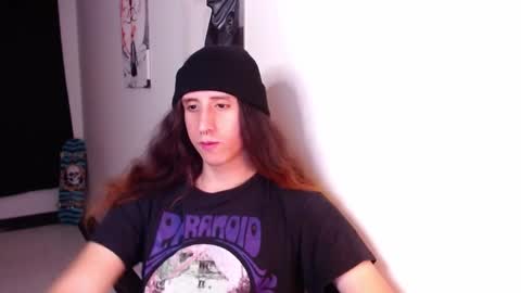 Snapshot of edward_chann chatting on 02.12.25 edward_chann online show from 02.12.25